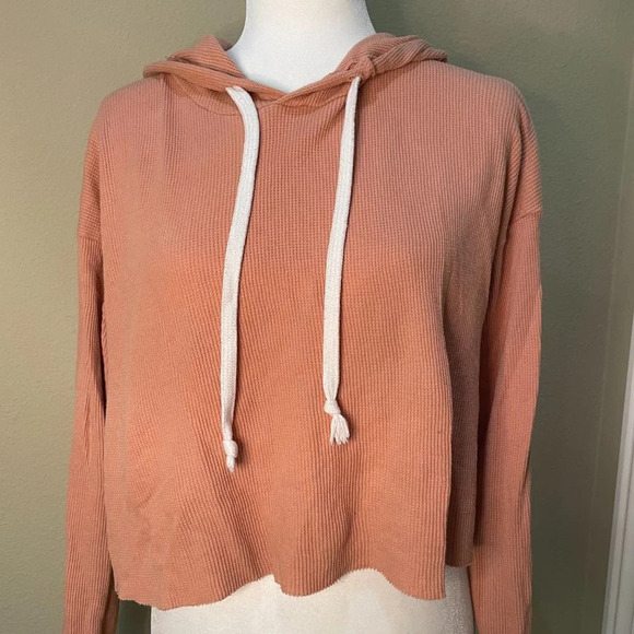 FOREVER 21 Waffle Knit Cropped Hoodie - small - Picture 2 of 4